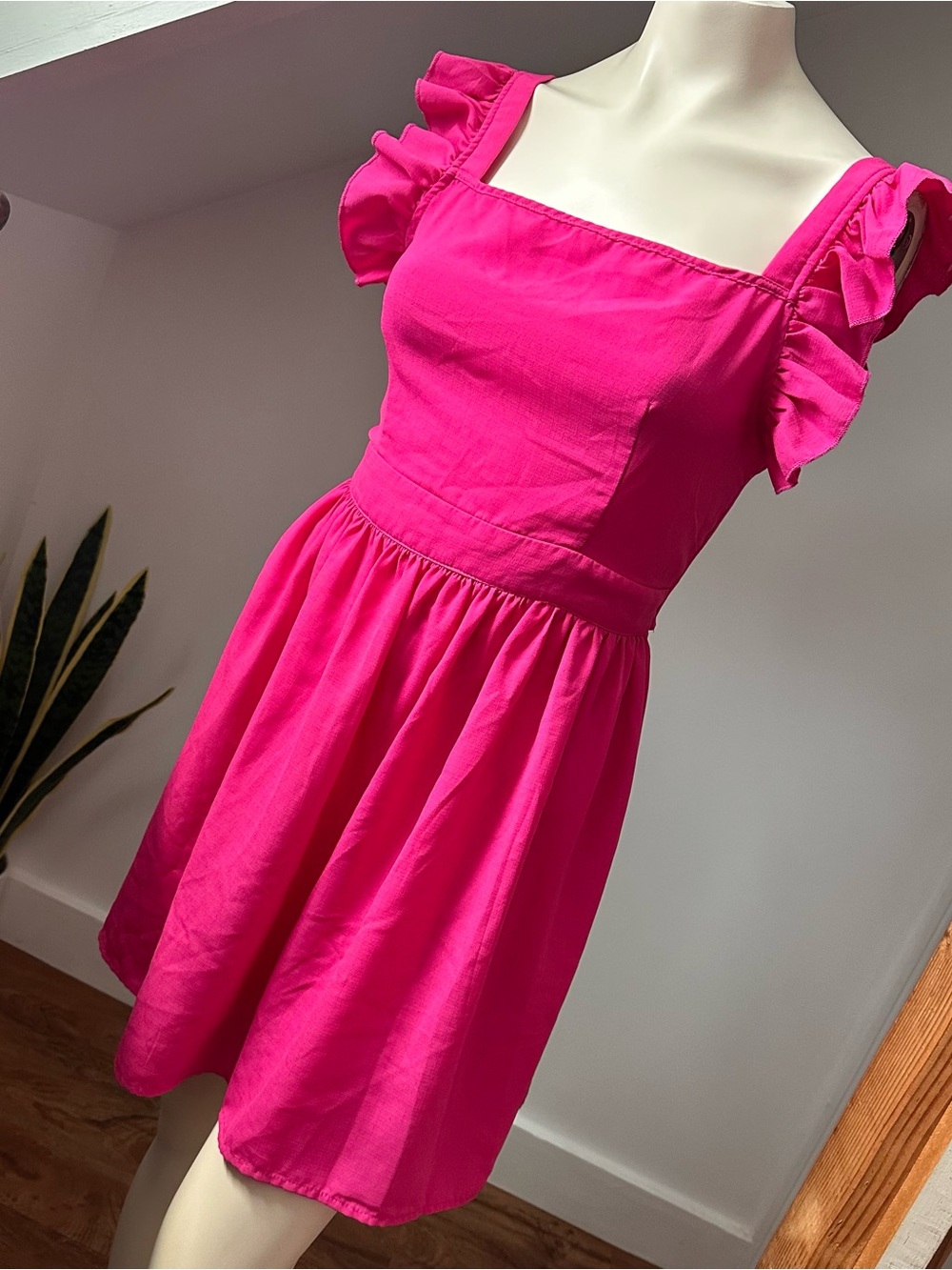 Open-Back Ruffle Sundress in Hot Pink - Picture 4 of 8